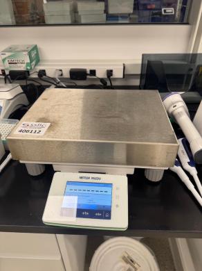 Mettler Toledo XSR32001L High-Precision Digital Laboratory Scale-cover