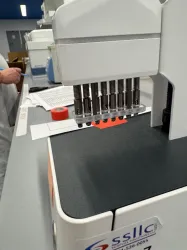Micronic SCREW CAP RECAPPER CS500 Automated Screw Cap Recapper for Laboratory Tubes, 3 of 5
