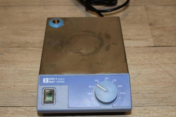 IKA KMO 2 Basic Magnetic Stirrer-cover