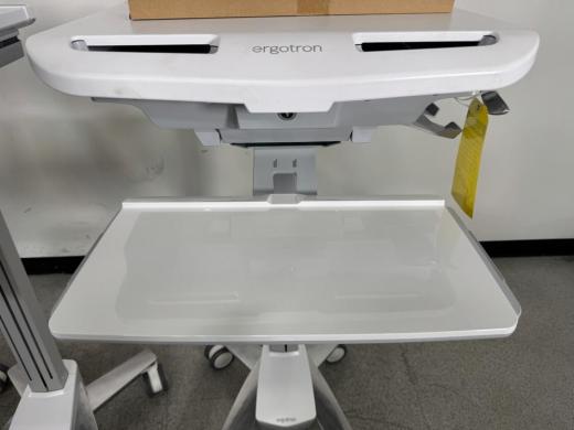 Ergotron StyleView SV40 Mobile EMR Cart with Adjustable LCD Mount-cover