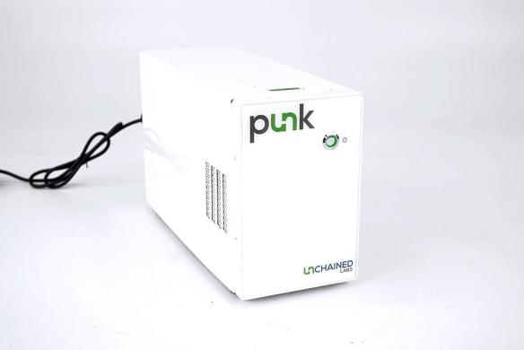 Unchained Labs pUNk Dynamic Light Scattering Protein Sizing System Analyzer-cover