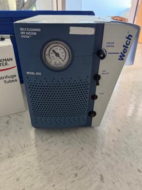 Welch Model 2025 Self-Cleaning Dry Vacuum Pump for Laboratory Use-cover