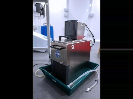 Huber CC-K6 Circulator Bath with Pilot One Temperature Control Unit-cover