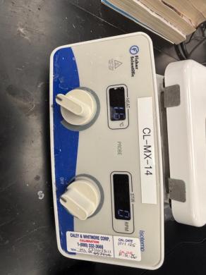 Fisherbrand SP88857200 Benchtop Hotplate Stirrer with Digital Controls-cover