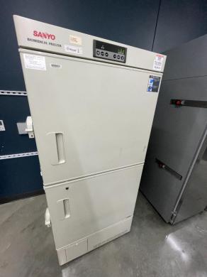 Sanyo MDF-U537 Ultra-Low Temperature Biomedical Freezer -30°C-cover