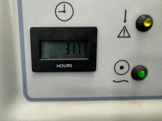 Jun-Air 1770008 Oil-Free Laboratory Air Compressor on Mobile Cart-cover