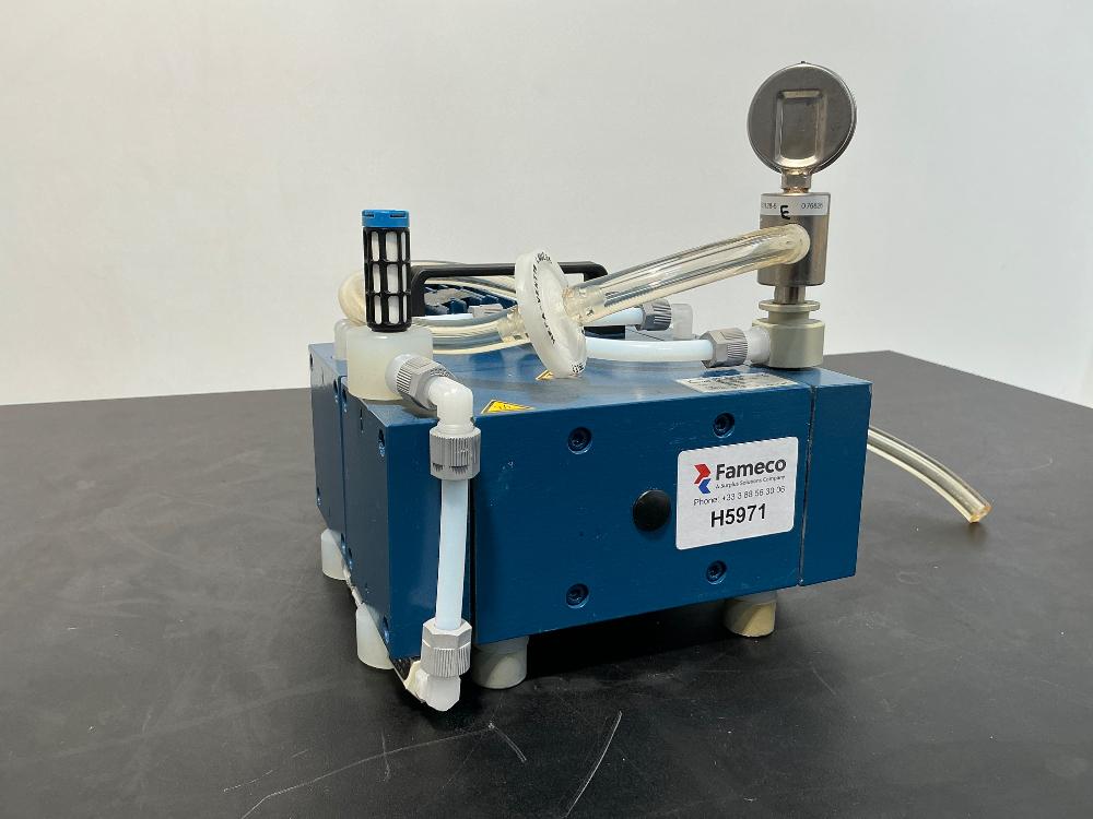 ILMVAC 4000322 Precision Laboratory Vacuum Pump with Integrated Pressure Gauge