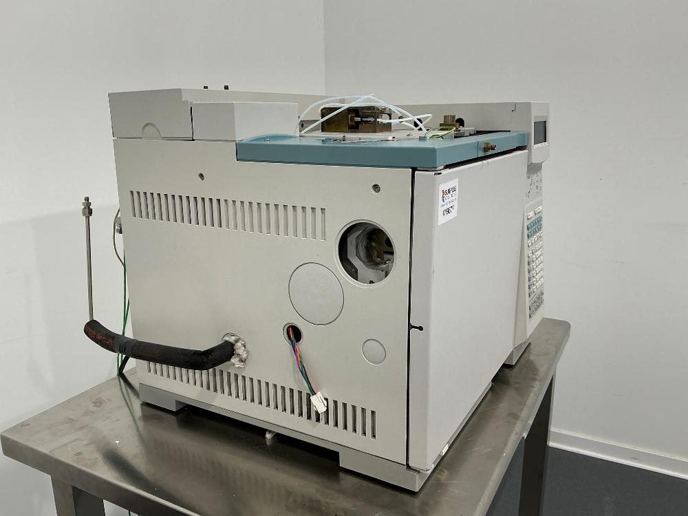 Agilent 6890N Benchtop Gas Chromatograph with FID and Cryogenic Option
