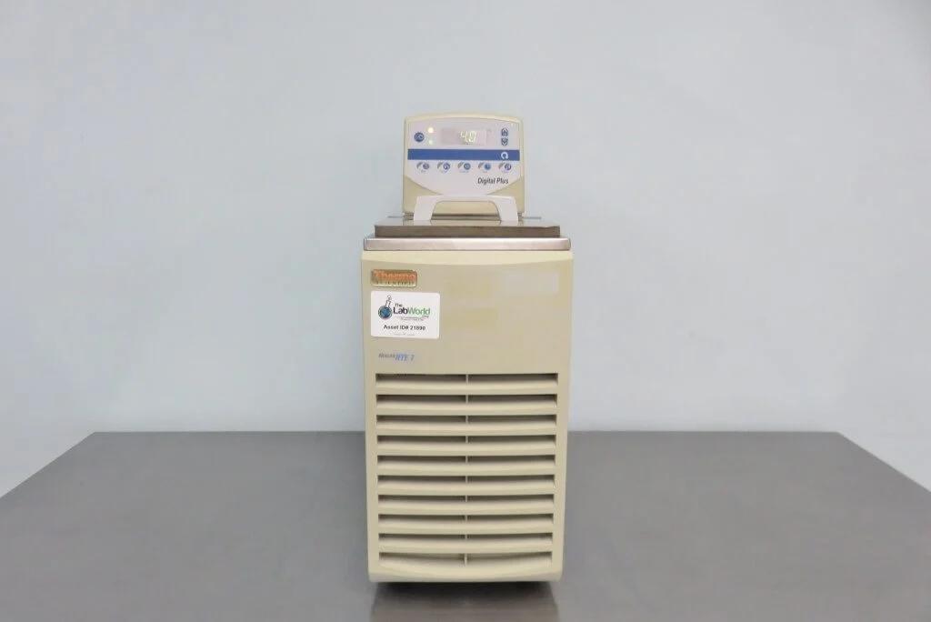 Thermo Neslab RTE 7 Recirculating Chiller with Refrigerated Bath Circulator