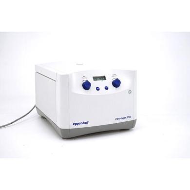 Eppendorf 5702R Refrigerated Benchtop Centrifuge with A-4-38 Rotor (15 ml)-cover