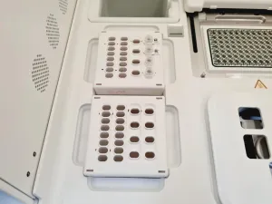 Life Technologies Ion Torrent Proton Semiconductor Sequencer and Ion Chef System, 36 of 89