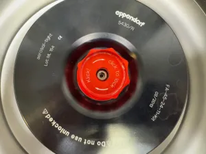 Eppendorf 5430 Benchtop Centrifuge with Programmable Run Settings, 6 of 8