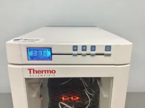 Thermo Scientific Heratherm IMC18 Benchtop Microbiological Incubator, 7 of 12