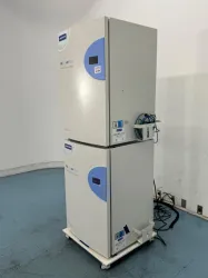 Baker ReCO2verPlus REC602 Rapid Recovery Double Stack CO2 Incubator, 2 of 4