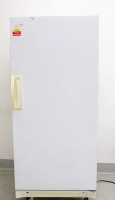 Kenmore 253.9261110 Upright Freezer with Mechanical Temperature Control and 4 Wire Shelves