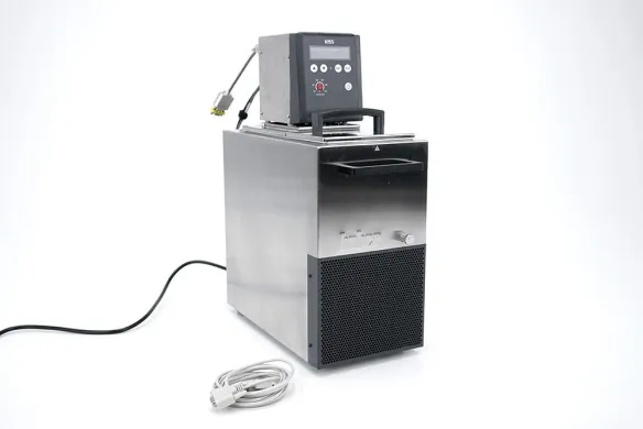 Huber KISS K6 Refrigerated Bath Circulator, -25 to +200 °C, 14 L/min
