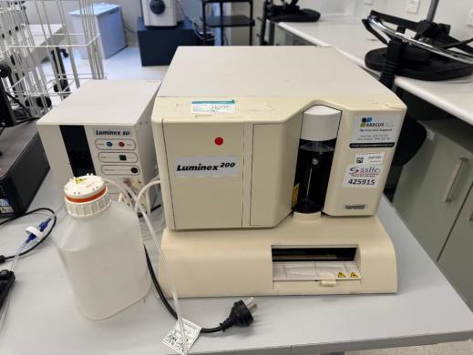 Luminex 200 Multiplexing System for Multiplexed Bioassays and High-Throughput Molecular Analysis-cover