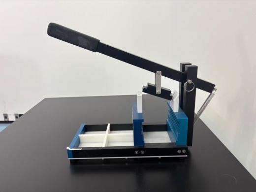 Biolytic Lab Performance Manual Benchtop Column Press for Laboratory Packing-cover
