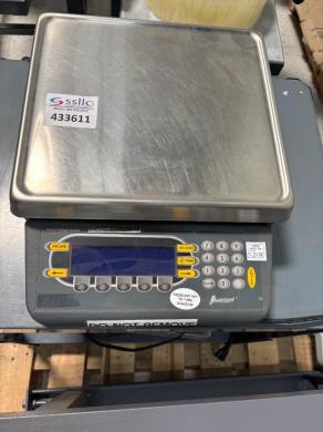 Avery Weigh-Tronix PC-820 Bench Scale System with Integrated Digital Indicator-cover