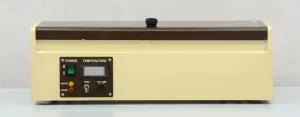 Jones Column Block Heater for Liquid Chromatography Columns, 2 of 3