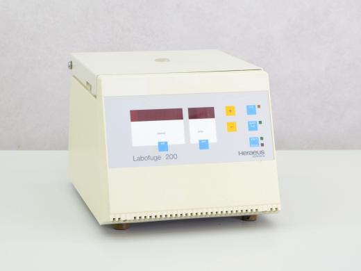 Heraeus LaboFuge 200 Centrifuge-cover