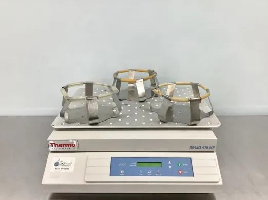 Thermo Scientific MaxQ 416 Table Top Orbital Shaker with 2.5 cm Orbit and 71 lb Load Capacity