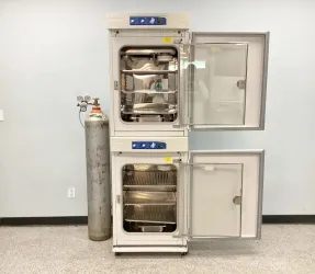 VWR Symphony Double Stacked Water Jacketed CO2 Incubators for Cell Culture, 5 of 19