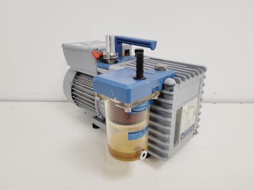 Vacuubrand RE 6W Rotary Vane Vacuum Pump for Laboratory Applications-cover