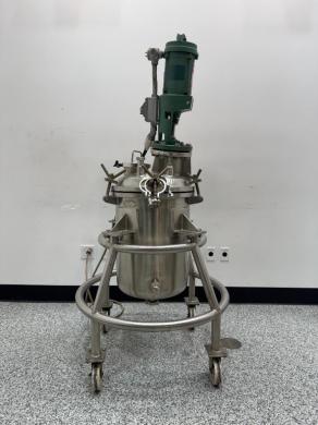 LECO Letco Reactor Vessel with Lightnin Dura-Mix Stirred Mixer for Laboratory and Pilot-Scale Applications-cover