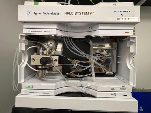 Agilent Technologies 1260 Infinity II Benchtop HPLC System-cover