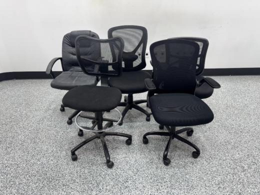 Set of 5 Rolling Office Chairs with Adjustable Height and Swivel Base-cover
