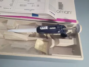 Gilson Microman E M100E Pipette 10-100 µL, 3 of 5