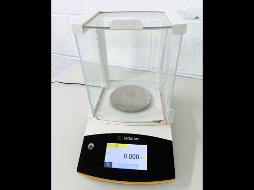 Sartorius Quintix 513-1S Precision Analytical Balance with Internal Calibration-cover