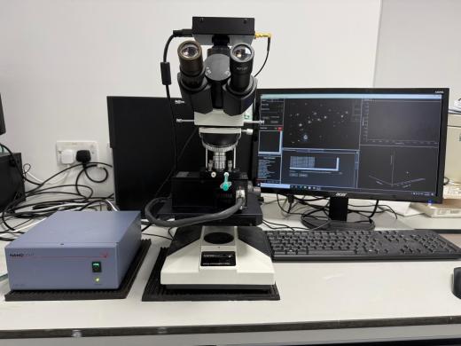 Nanosight LM10 Nanoparticle Analyzer with CMOS Camera and LM14 Laser Stage-cover