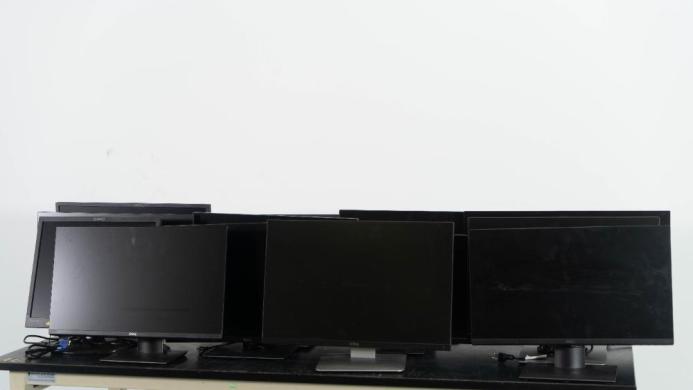 Laboratory Computer Monitors – Quantity 24 for Data Visualization and Imaging-cover