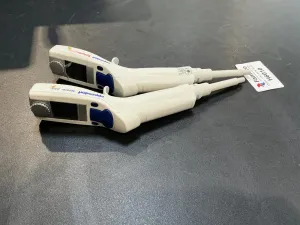Eppendorf Xplorer plus Electronic Pipettes for Precise Liquid Handling, 2 of 3