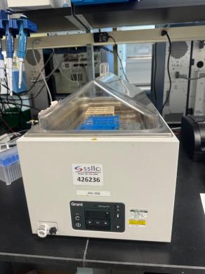 Grant Instruments LSB18 US Digital Laboratory Water Bath with Temperature Control-cover