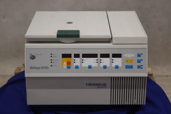 Heraeus Biofuge 28 RS Centrifuge
