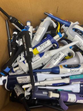 Various Single Channel Manual Pipettes for Precise Liquid Handling-cover