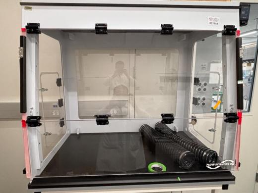 Flow Sciences EVP483039AZA 4' Enclosed Workspace for Laboratory Containment-cover