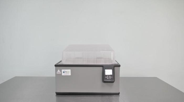 PolyScience WB10 Digital Circulating Water Bath with Precise Temperature Control-cover