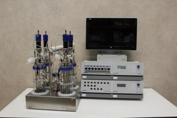 Eppendorf DASGIP Parallel Bioreactor System-cover