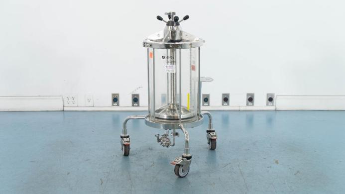 Pharmacia Biotech 35 Liter Preparative Chromatography Column for Bioprocessing-cover