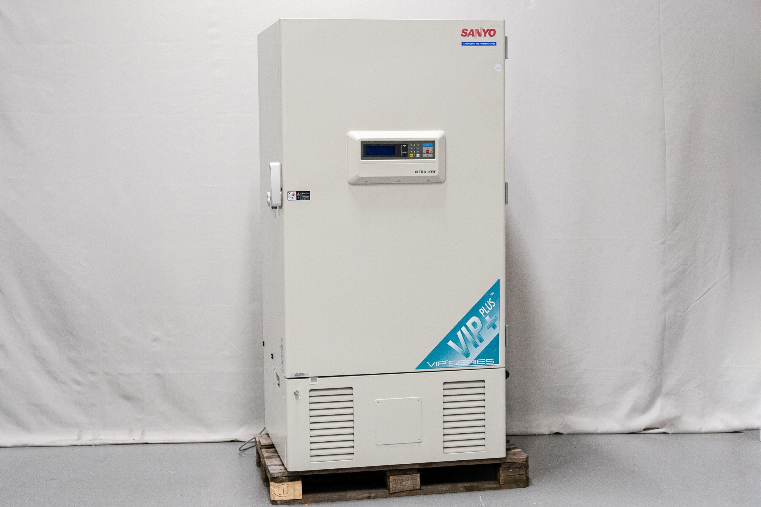 Sanyo MDF-U700VX-80 Cryogenic Liquid Nitrogen Freezer for Laboratory and Medical Storage