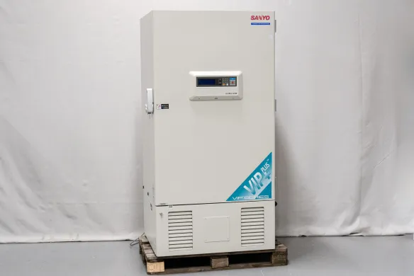 Sanyo MDF-U700VX-80 Cryogenic Liquid Nitrogen Freezer for Laboratory and Medical Storage