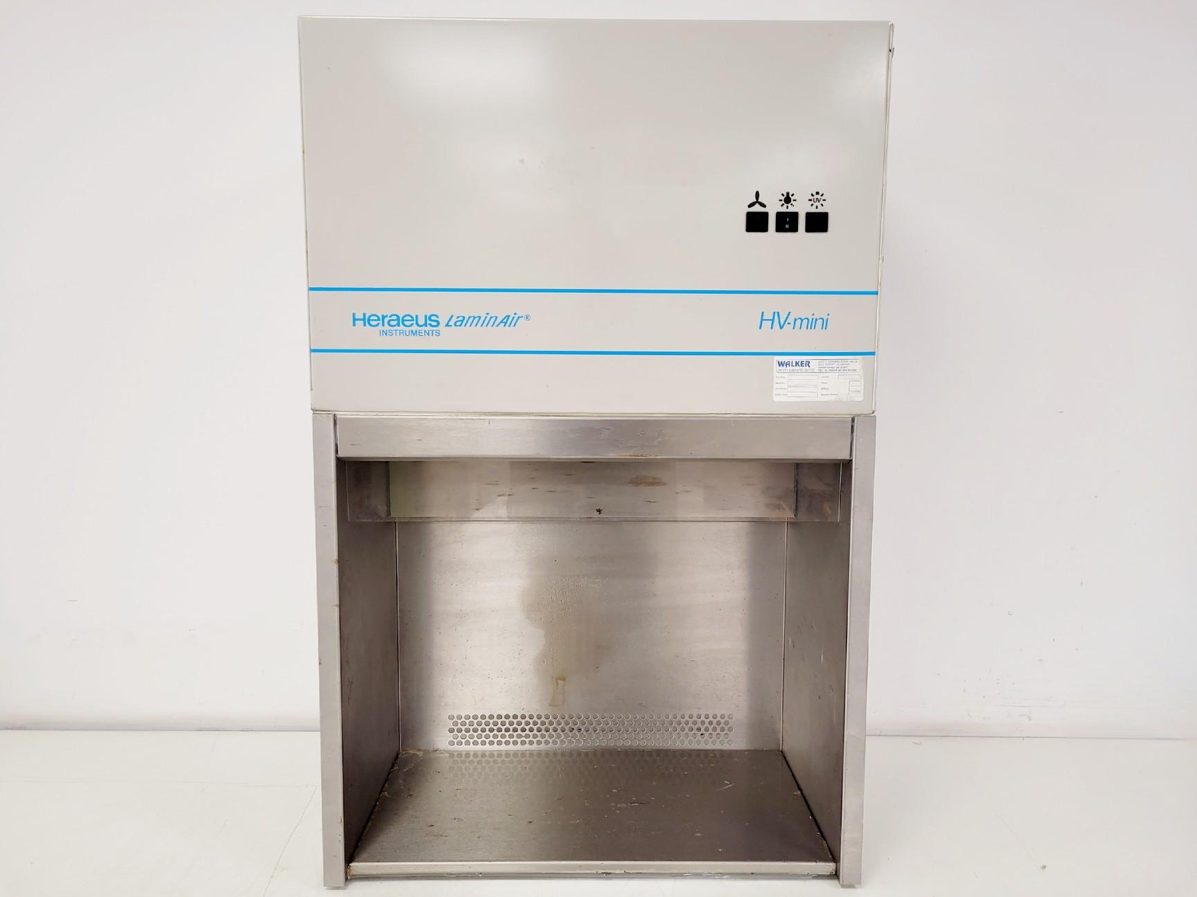 Heraeus Laminair HV Mini Laminar Flow Workstation for Sterile Laboratory Environments