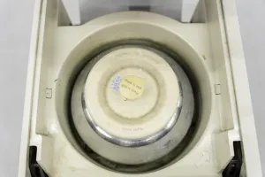 Eppendorf 5410 Fixed-Speed Microcentrifuge, 3 of 4