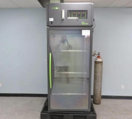 Caron 6034 CO2 Reach-In Incubator with 30 cu. ft. Capacity and Active Humidity Control-cover