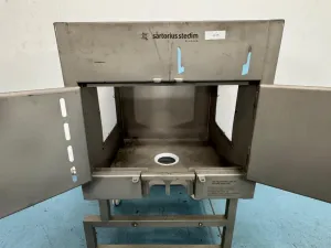Sartorius 200L Cubical Stainless Steel Pallet-Mounted Bioprocess Tank, 3 of 4