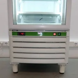 Comersa UNIC 300 Pharmaceutical Refrigerator, 3 of 7